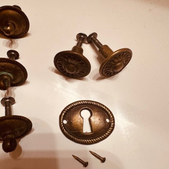 Genuine Antique Brass Cabinet Drawer Pulls with Screws - Picture 5 of 7
